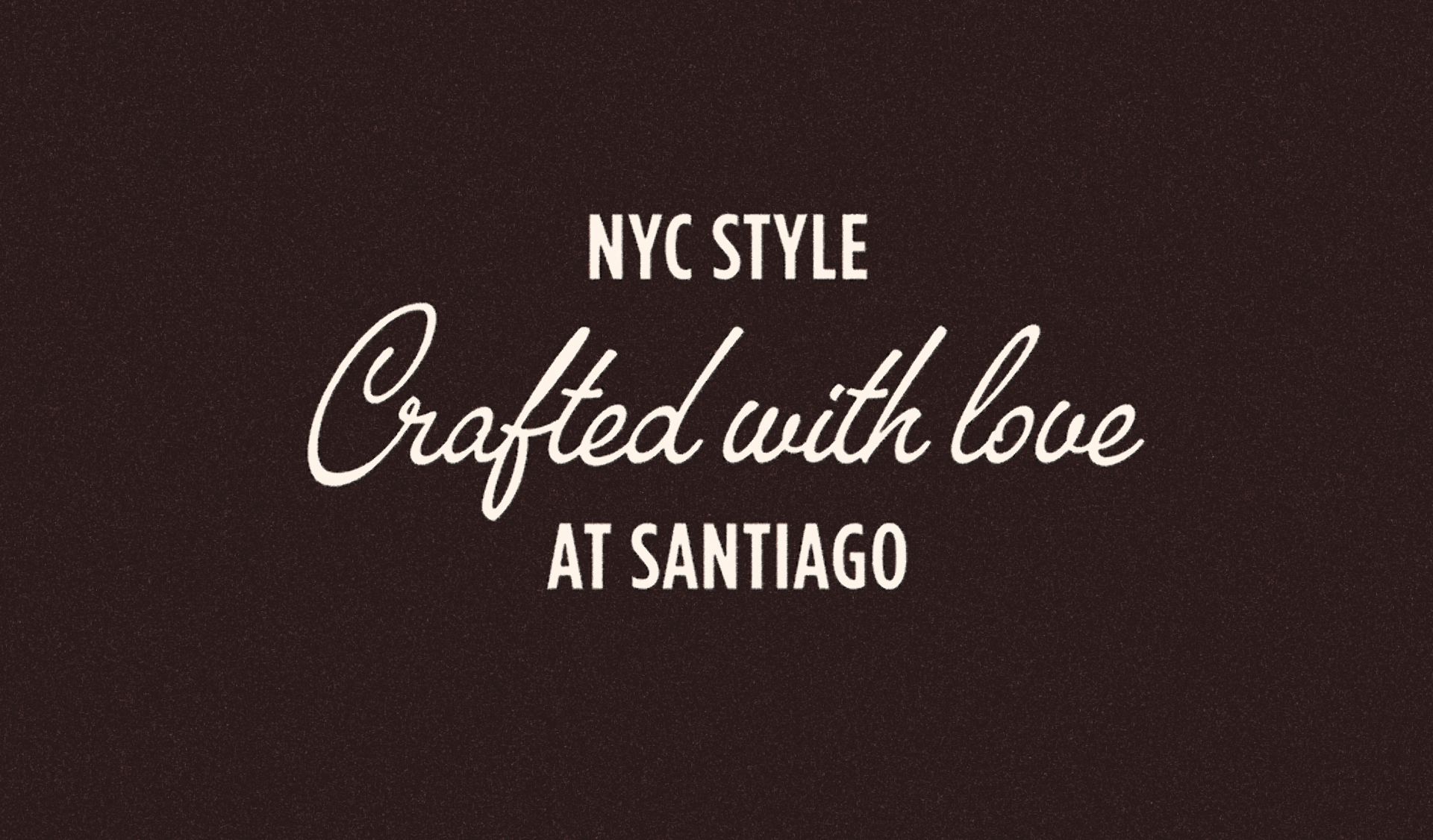 Typographie Crunch « NYC style, crafted with love » sur fond chocolat